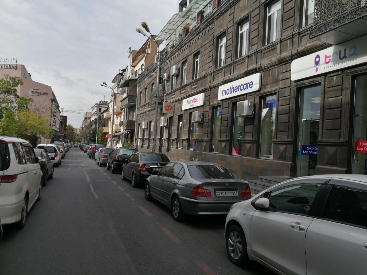 Apartment #1 In The City Center Ереван Екстериор снимка